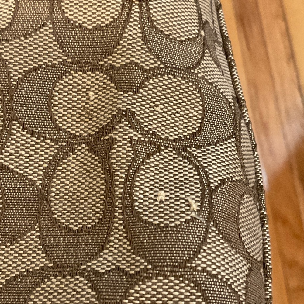 Coach Brown & Tan Signature Logo Shoulder Purse with extending strap   - Picture 12 of 12